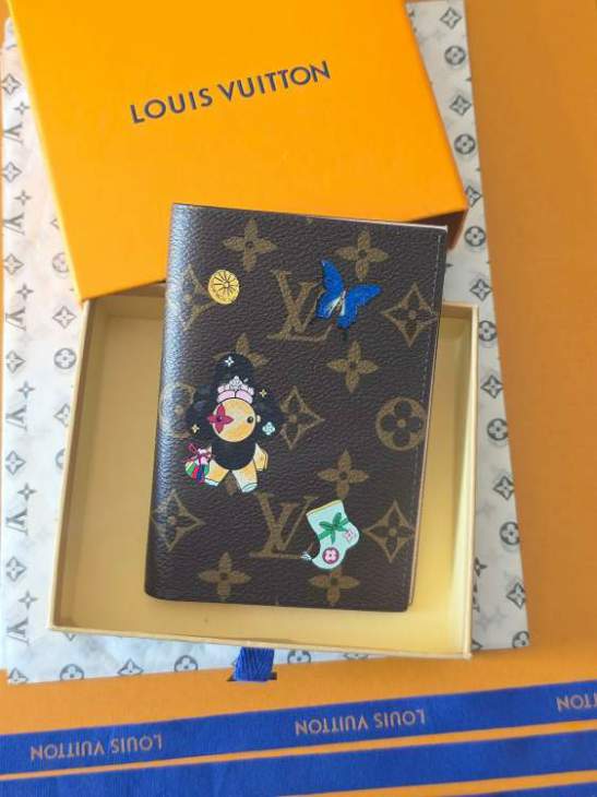 Picture of Louis Vuitton Wallets _SKUfw220572808fw